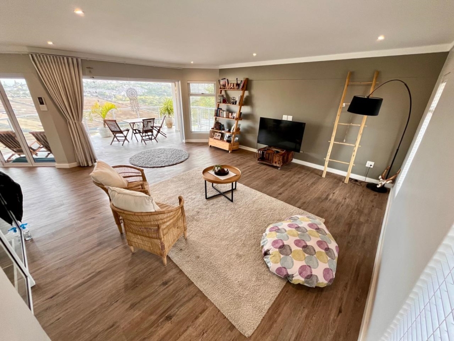 To Let 3 Bedroom Property for Rent in Nahoon Beach Eastern Cape